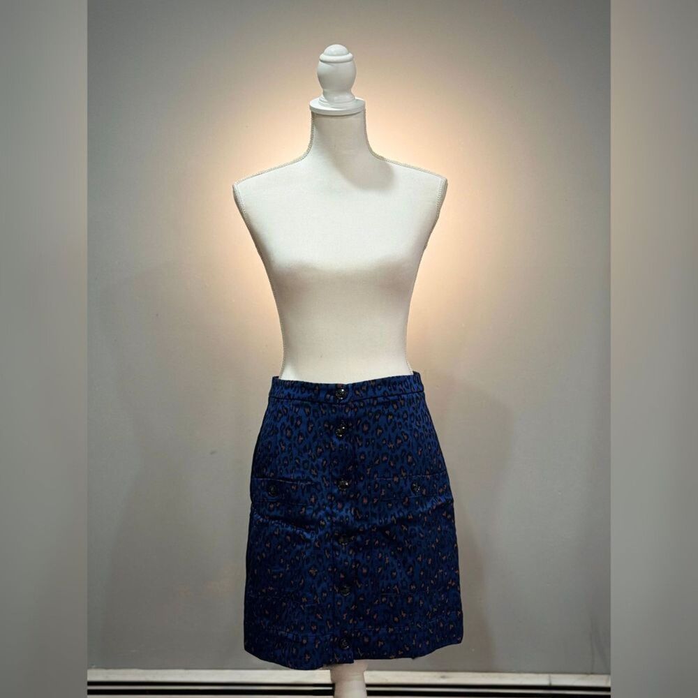 Clearout! Blue Banana Republic Leopard Skirt Size 4